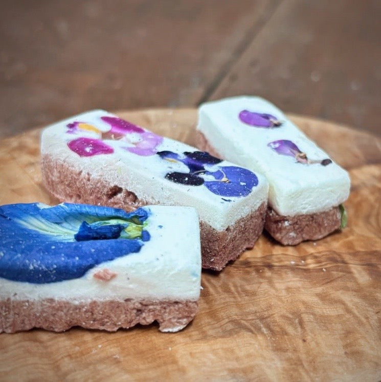 Floral Cheesecake Bites - 3 pcs