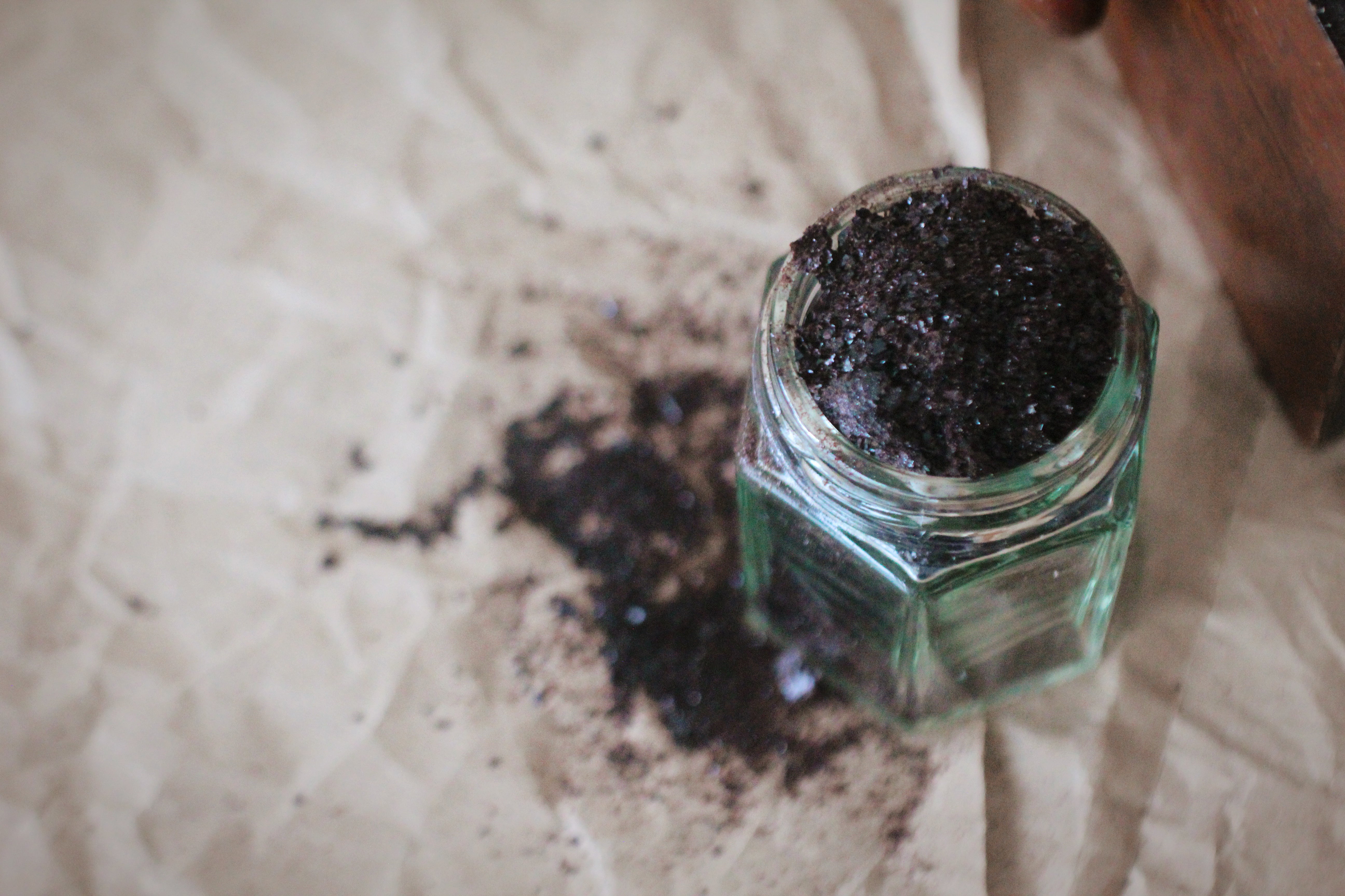 Rabbit Blood Sparkles - 50g – The Meat Bar