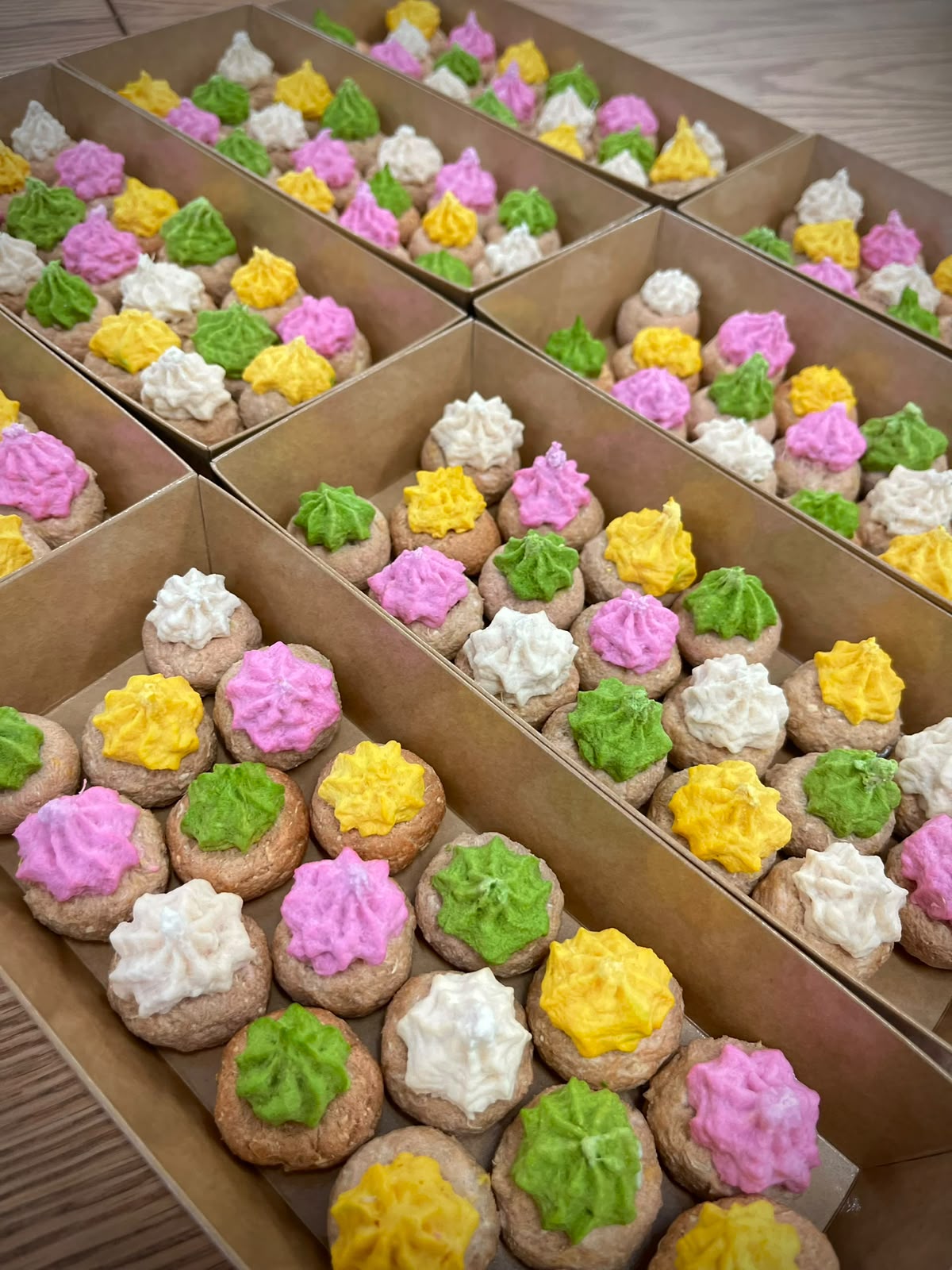 Iced Gems - 18pcs
