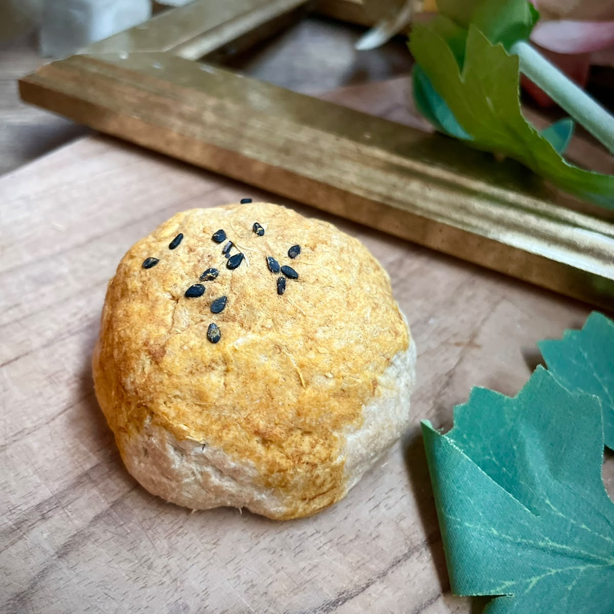 Mid Autumn Dan Huang Su (Pork) - 1pc